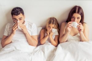 Ohrkerzen helfen bei Entzündung und Erkältung