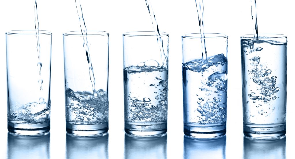 Wasser energetisieren: Positive Kraft trinken